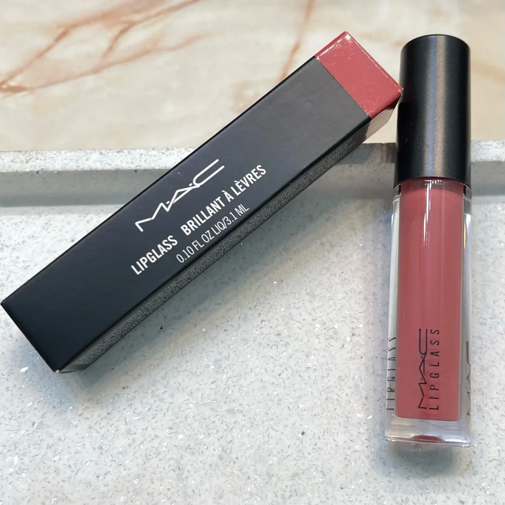 VAULTED ~ MAC ~ ‘341 MAGICALLY DELIGHTFUL’ Lipglass Brilliant ~ Full Size ~ NIB